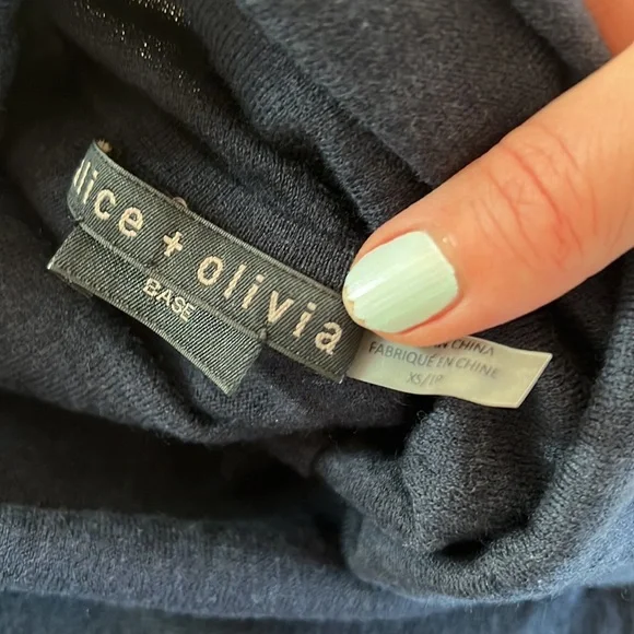 Alice + Olivia Light Sweater - Navy - Picture 2 of 11